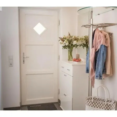 With 1 Bedroom Krummhörn